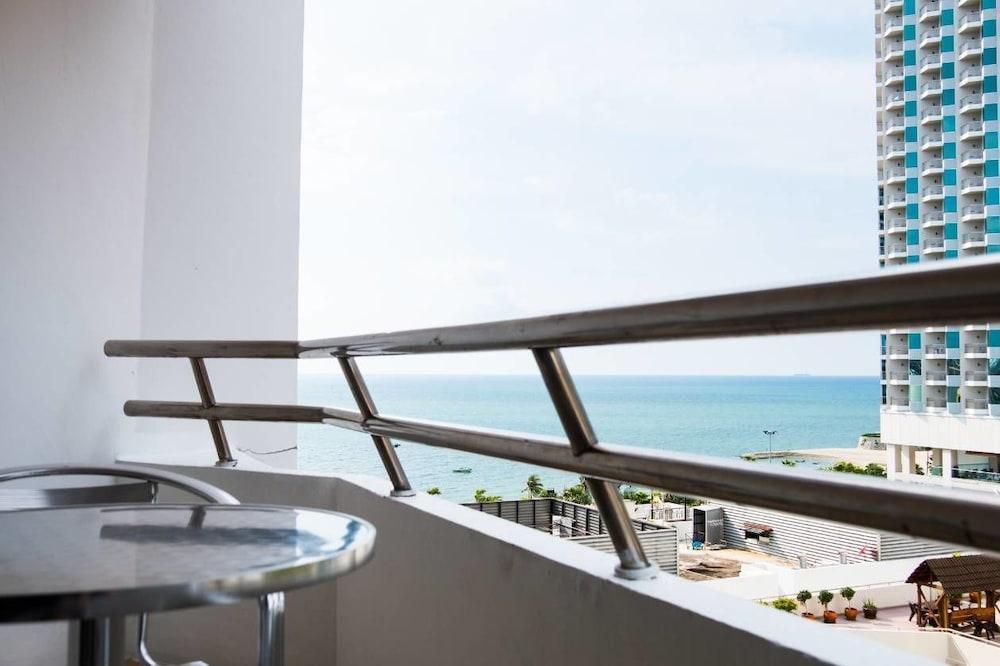 Mark Land Pattaya Beach Εξωτερικό φωτογραφία
